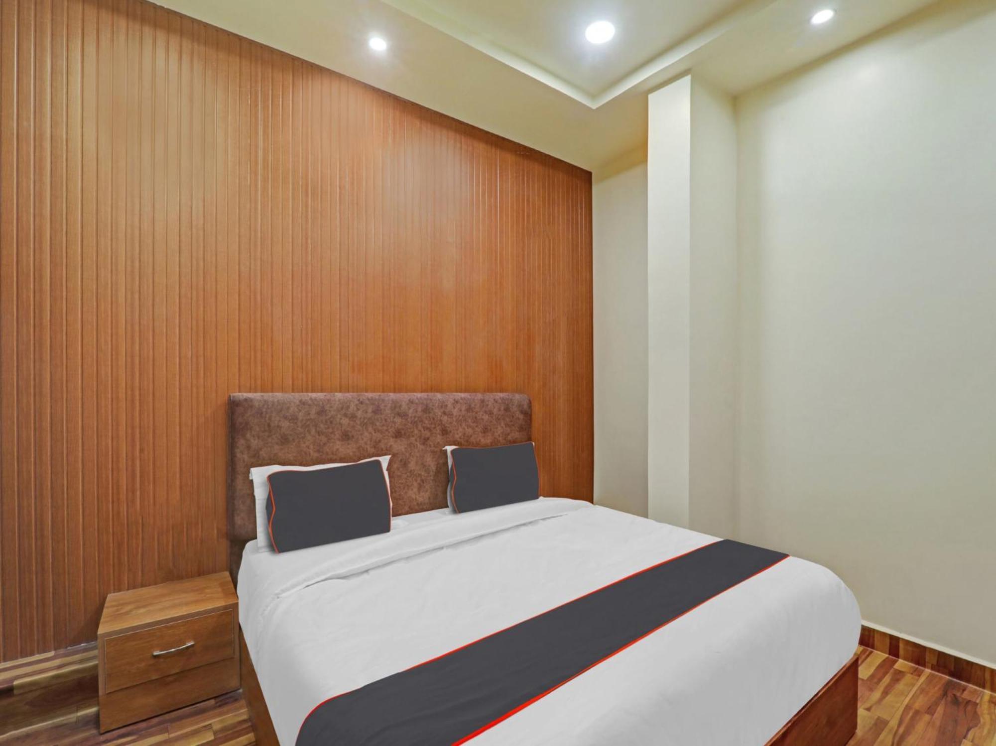Hotel O The Ashiyana Inn Λάκναου Εξωτερικό φωτογραφία