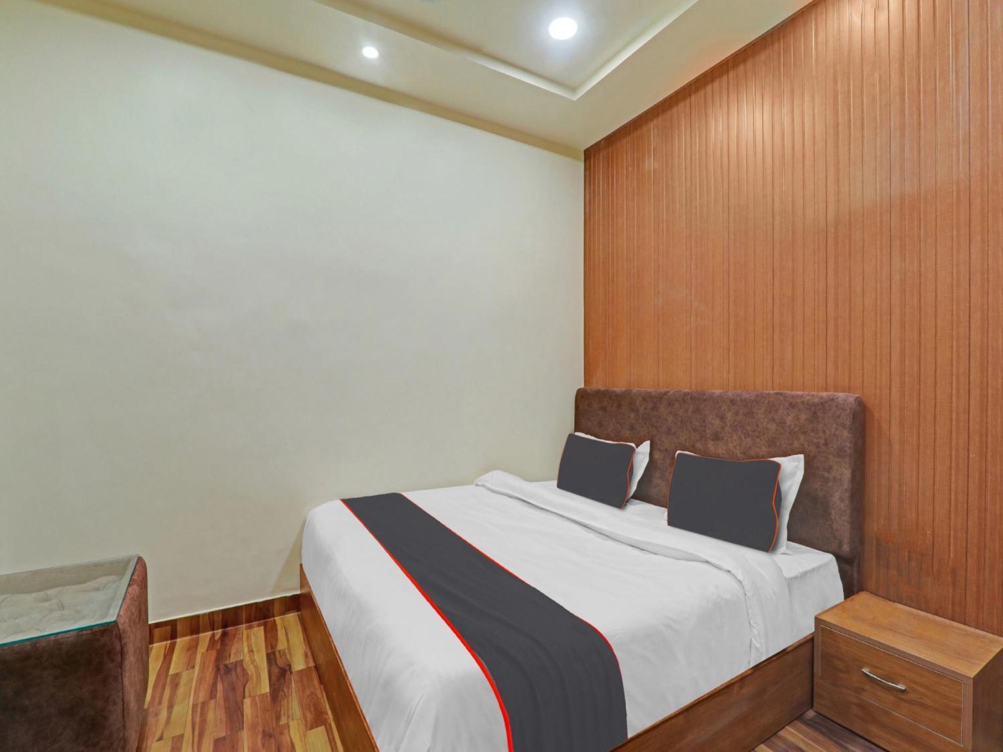 Hotel O The Ashiyana Inn Λάκναου Εξωτερικό φωτογραφία